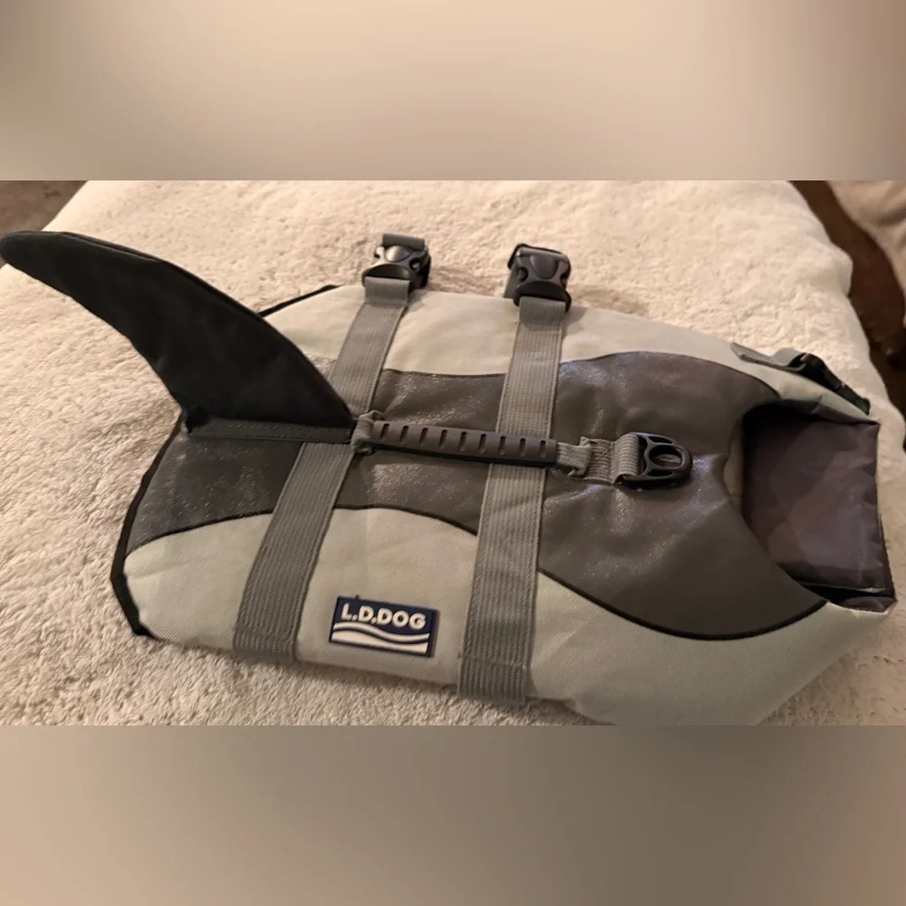 Never used! Gray Dog Life Jacket with Shark Fin